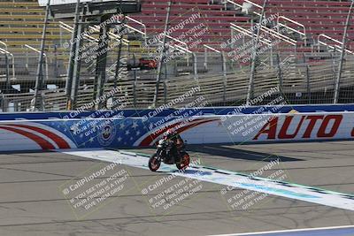 media/Aug-27-2022-Fastrack Riders (Sat) [[c588535105]]/Level 2/Session 1 Start Finish/